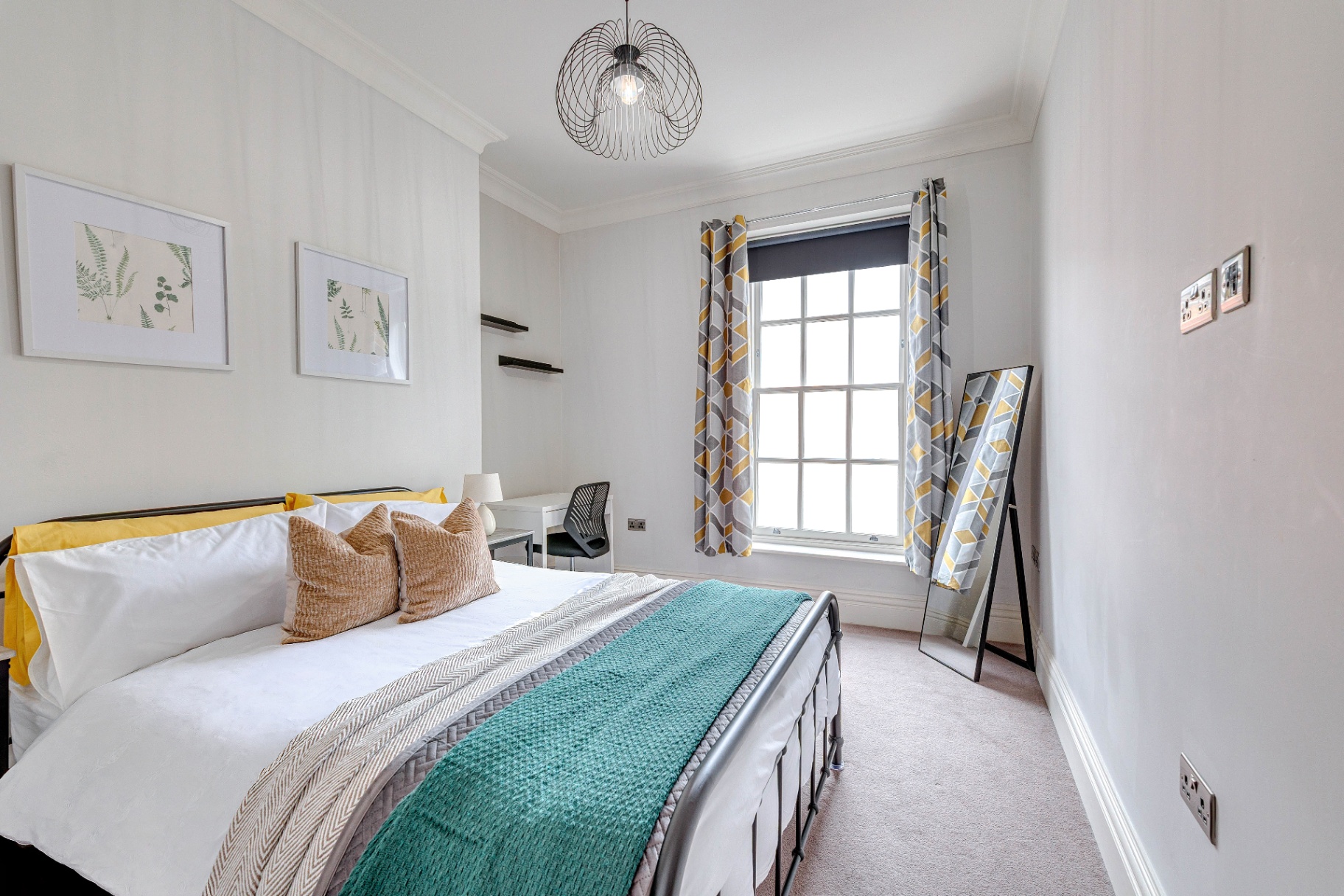 Elegant 5-Bed Georgian Town House photo 9